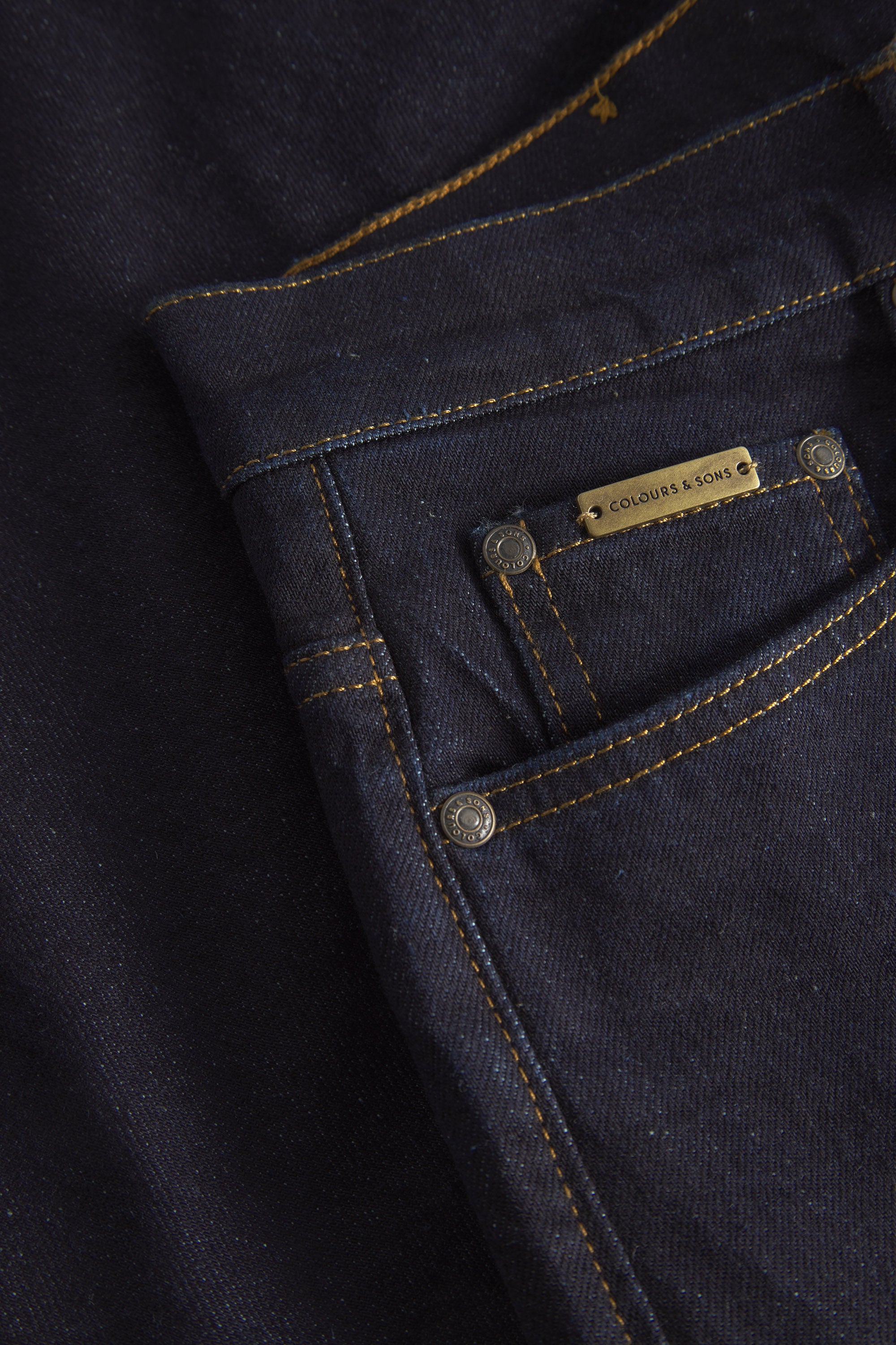 Herren Jeans, dunkelblau, 77% Baumwolle 22% recycled Baumwolle 1% Elastan von Colours & Sons