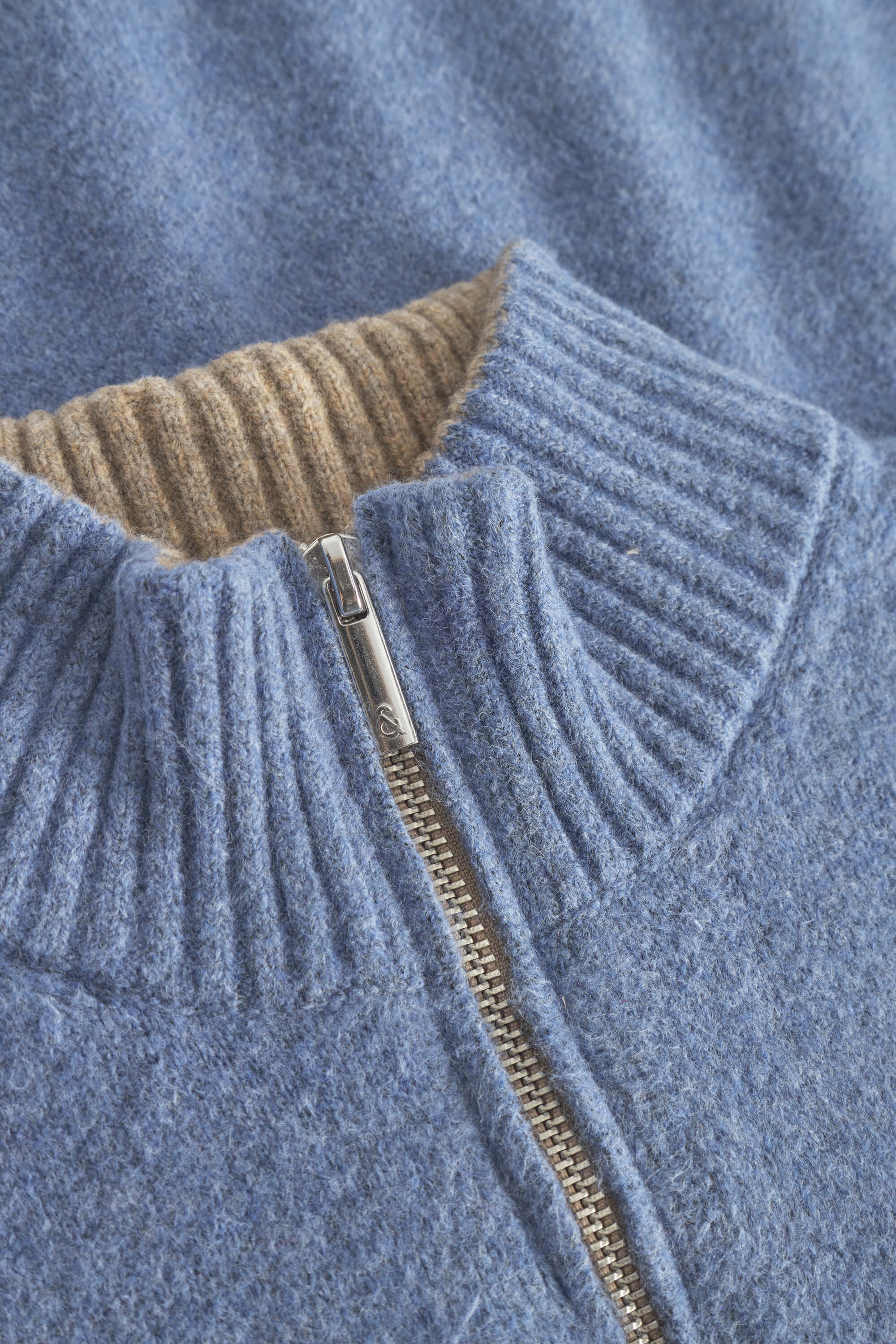 Troyer Woolen Touch - Horizon