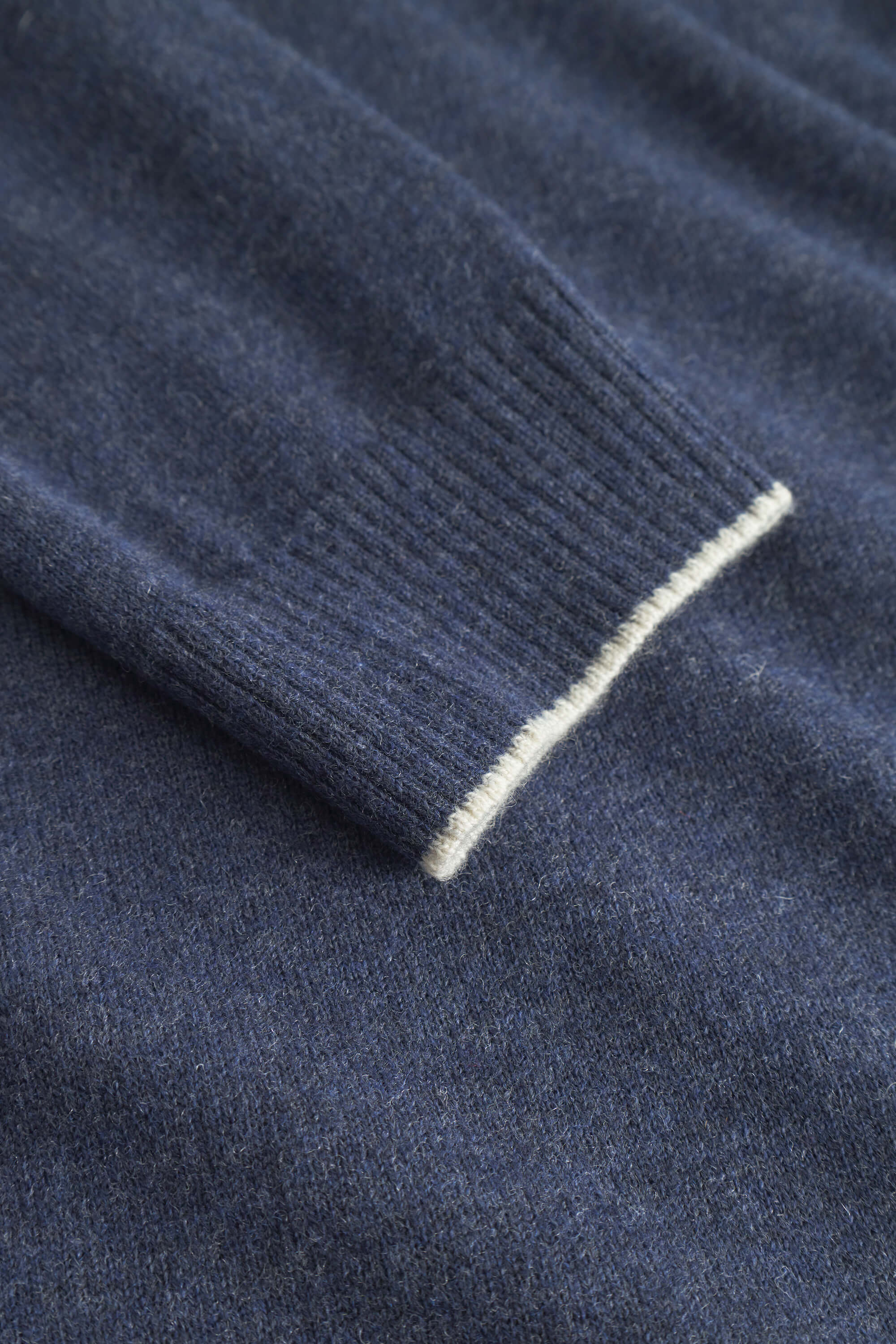 Knitted Jumper Merino Blend - Navy