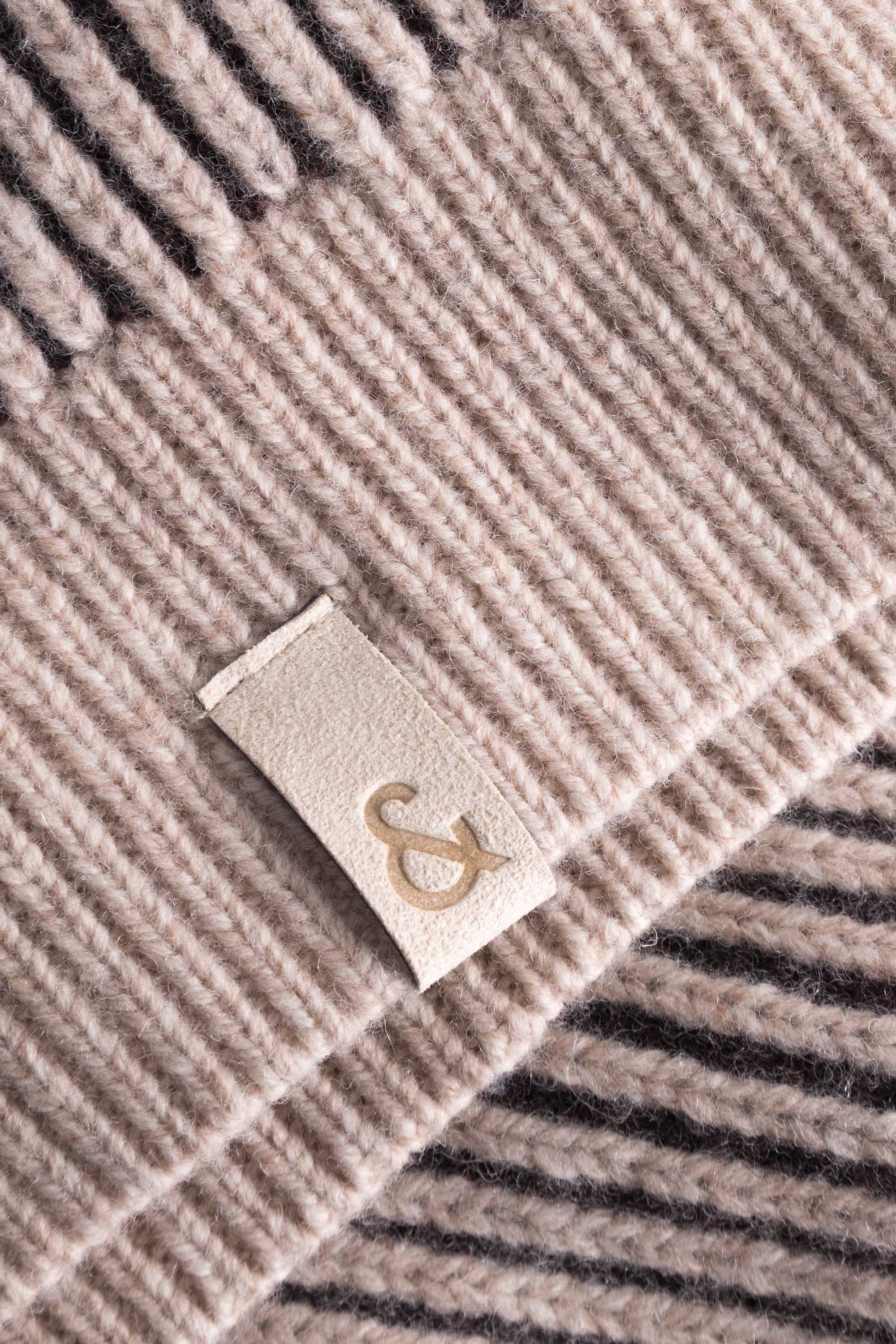 Ripp Pullover - Peanut-Port Wine