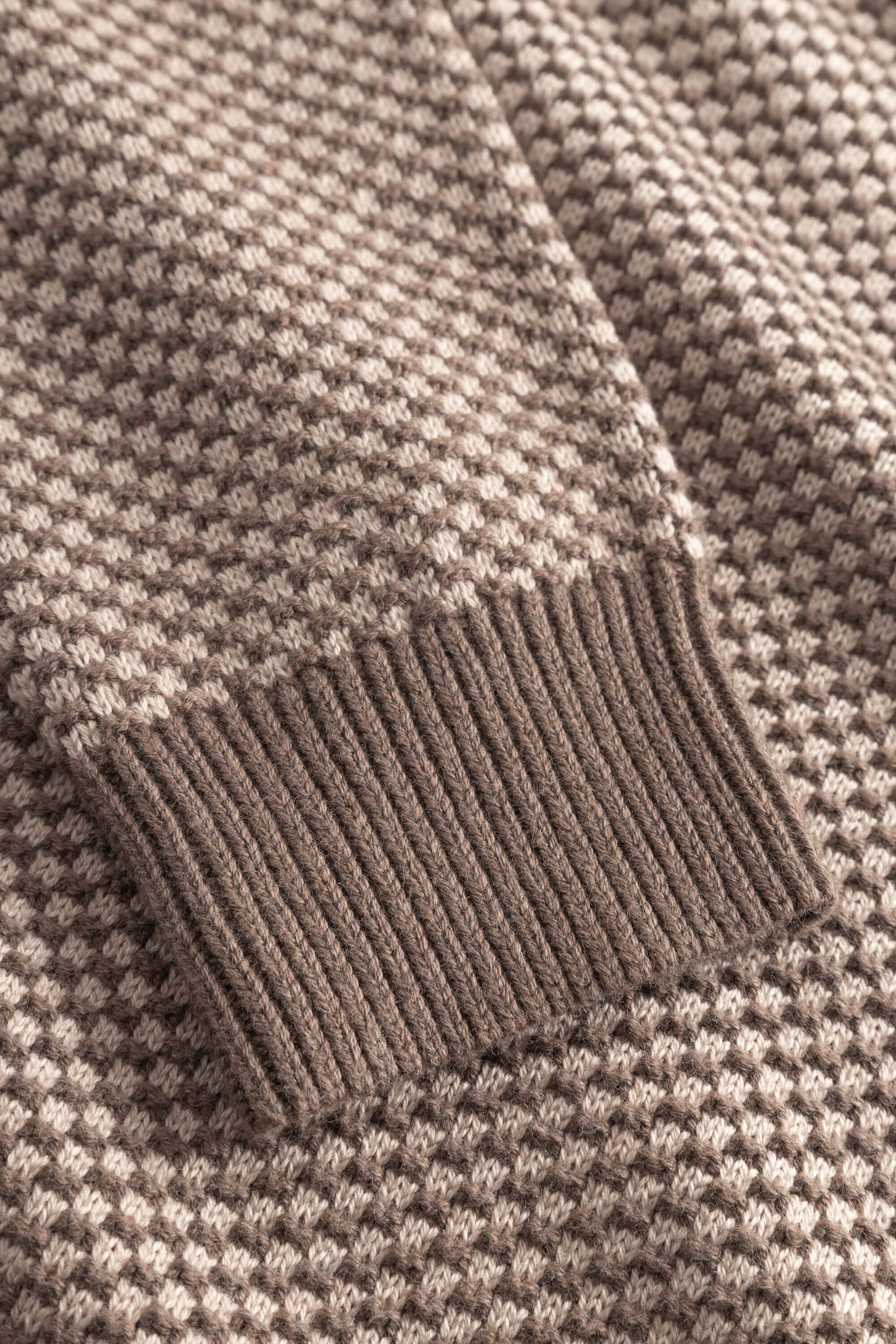 Pullover Popcorn - Wood-Peanut